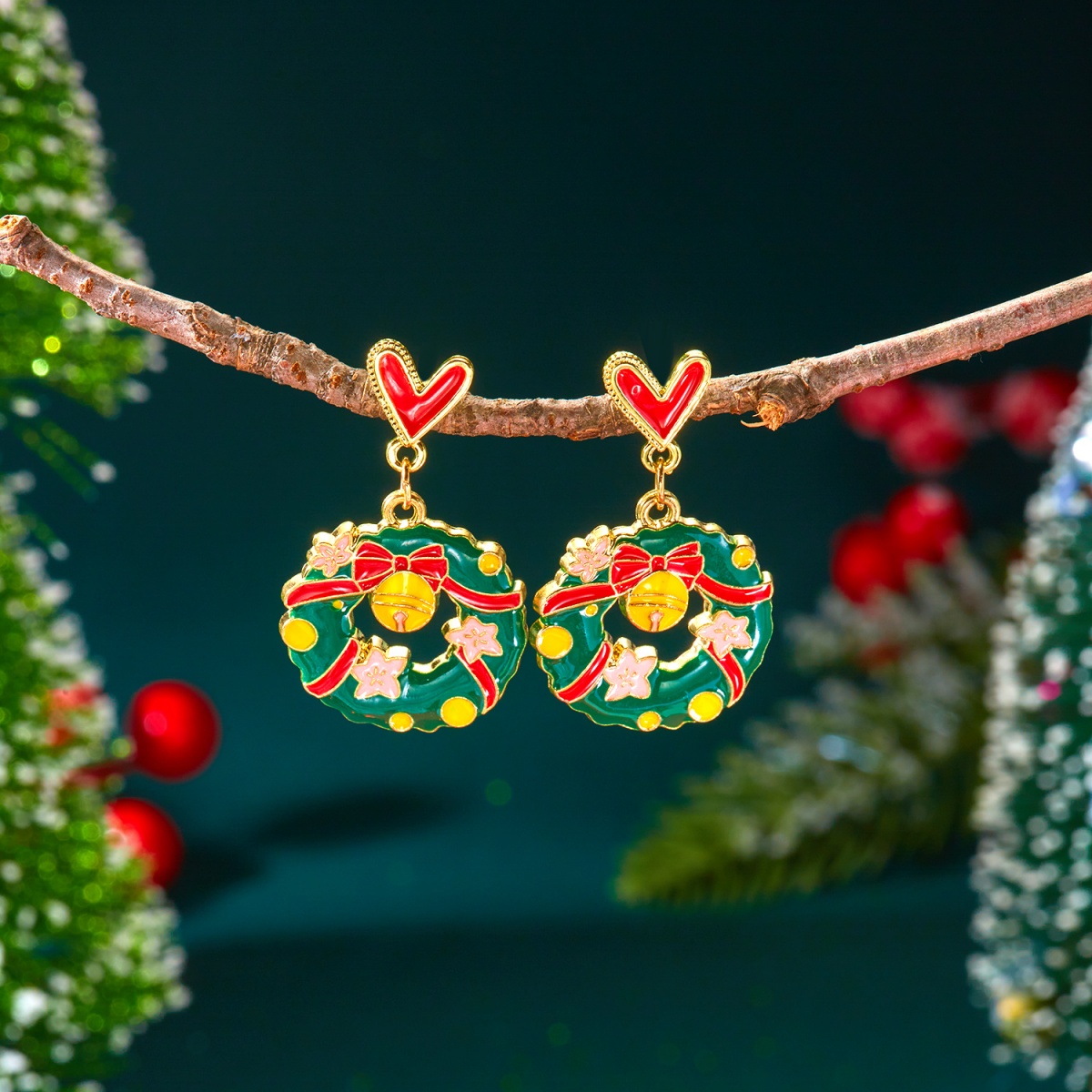 Christmas Enamel Earrings Red  - Mens Xmas Fashion recension och pris